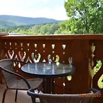 Villa Donia *